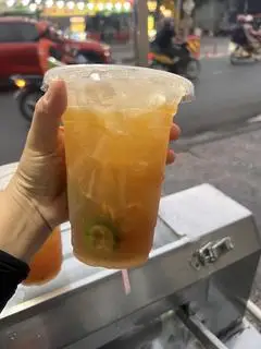 Hình ảnh Trà tắc xí muội ly 800ml
