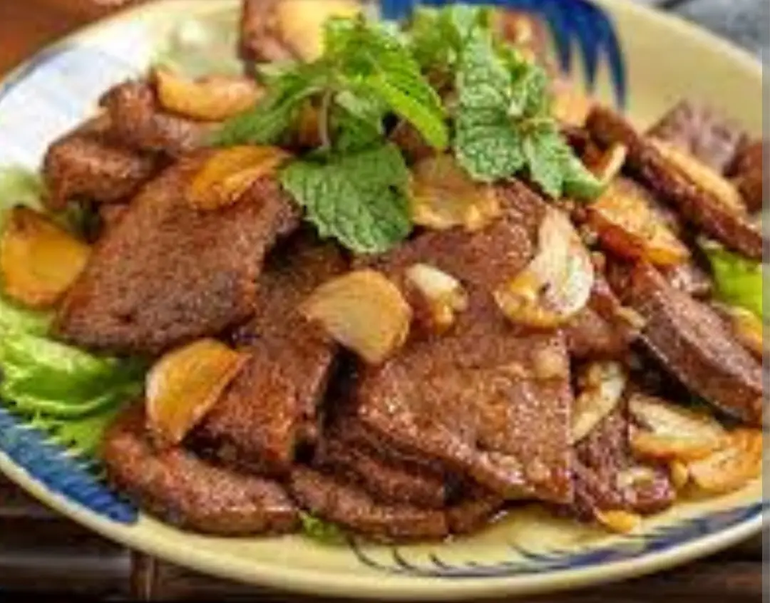 Hình ảnh gan heo cháy tỏi