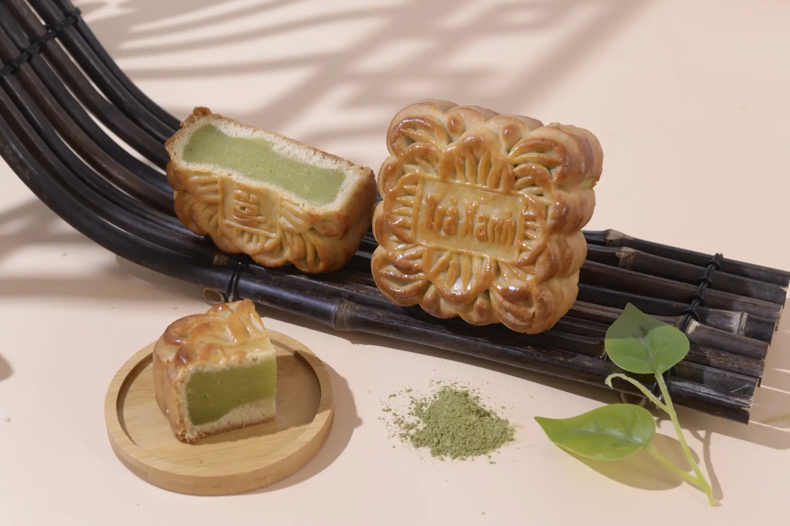 Hình ảnh Bánh Nướng Trà Xanh Nhân Nhuyễn 