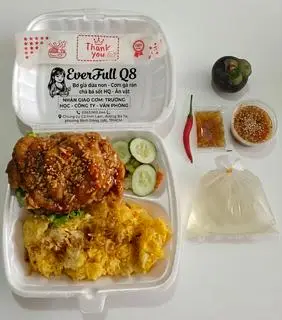 Hình ảnh Cơm gà rán chà bá sốt mắm tỏi (Gà ~500gr)