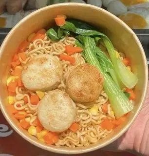 Hình ảnh Mì trộn indomie + đậu hũ phô mai ( 1 vắt)