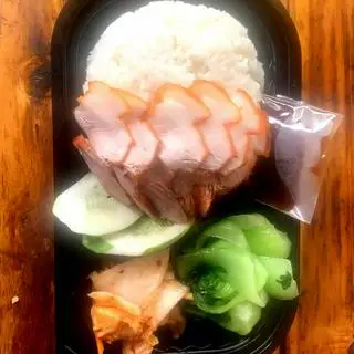 Hình ảnh Cơm trắng ba chỉ sốt chasiu 