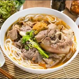 Hình ảnh Bún Bò (Đặc biệt)