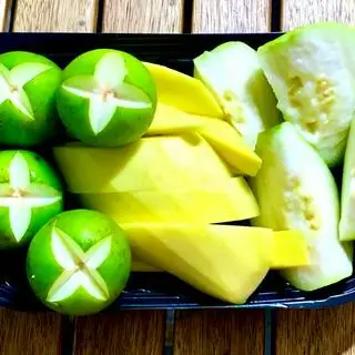 Hình ảnh Hộp 3 món - xoài ổi táo xanh