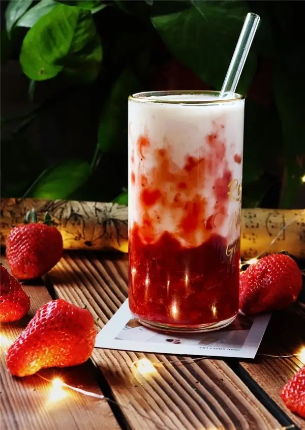 Hình ảnh Latte sữa phúc bồn tử