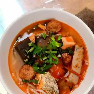 Hình ảnh Canh bún cua viên chả