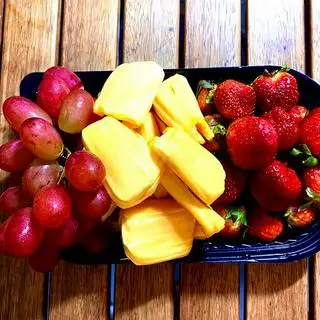 Hình ảnh Hộp 3 món - mít dâu tây nho