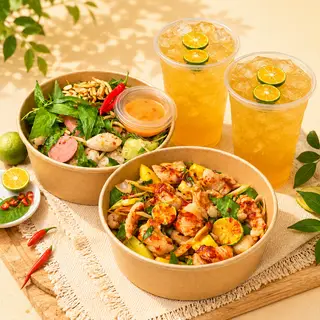 Hình ảnh Tré trộn thập cẩm + chân gà sốt Thái phần vừa + tặng 2 ly trà tắc sốt mật ong