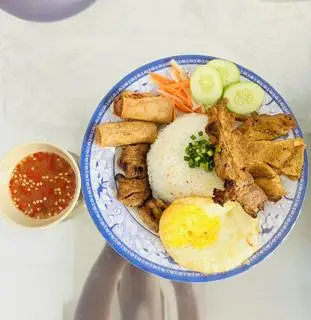 Hình ảnh Cơm sườn đặc biệt  + canh súp