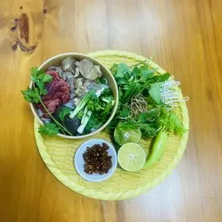 Hình ảnh Bún bò Huế_Tái Gân