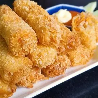 Hình ảnh nem thập cẩm sốt mayonnaise ( 2 chiec)