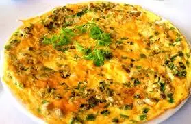Hình ảnh Trứng rán óc ngải cứu (cả bộ)