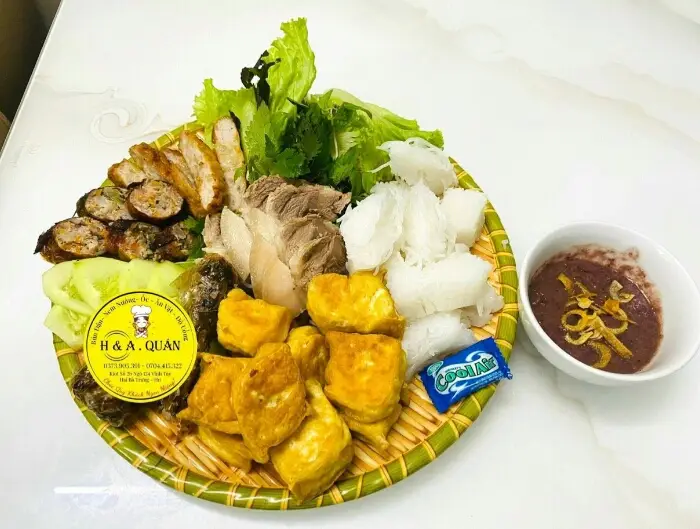 Hình ảnh Bún đậu vừa( đậu, thịt, dồi, chả cốm)