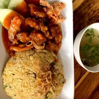 Hình ảnh Cơm rang sườn sụn