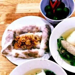 Hình ảnh Suất bánh cuốn nhân thịt (Không trứng, không giò)