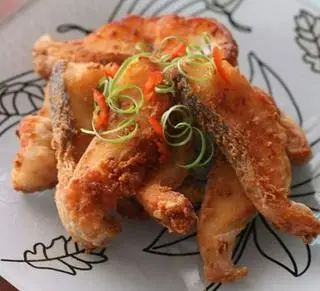 Hình ảnh Cơm Cá Rán