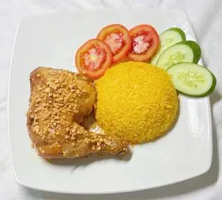 Hình ảnh Cơm gà mắm tỏi