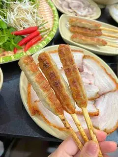 Hình ảnh Bánh Tráng Cuốn Nem Lụi