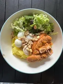 Hình ảnh Mì quảng giò 