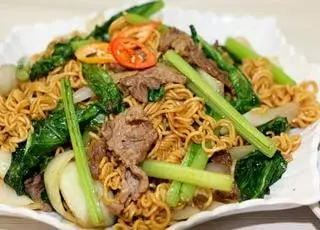 Hình ảnh Mì xào bò