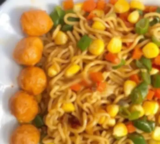 Hình ảnh Mì trộn viên chả tôm