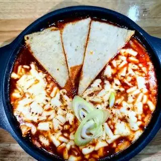 Hình ảnh Tokbokki phô mai