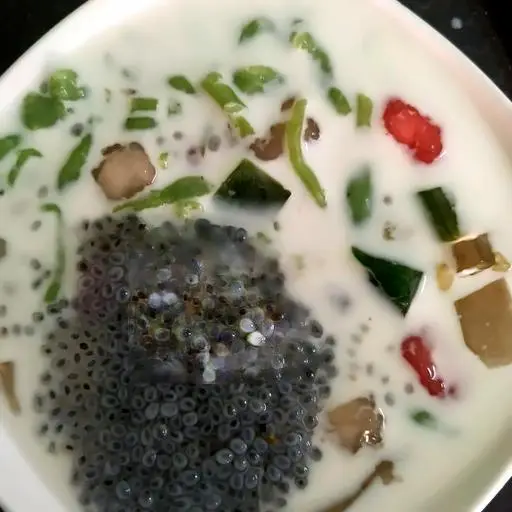 Hình ảnh Chè Hạt É