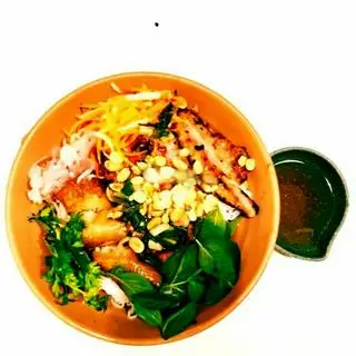 Hình ảnh Bún thịt nướng đặc biệt