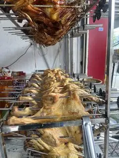 Hình ảnh Gà nướng mắm nhĩ - Bánh bao - xôi bắp - cơm lam 