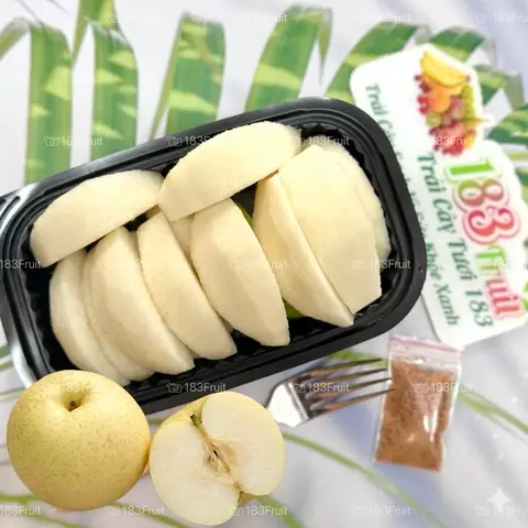Hình ảnh Lê cắt sẵn 1 hộp