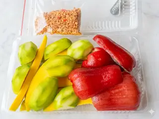 Hình ảnh xoài+cóc+mận tặng muối 