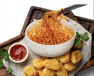 Hình ảnh Mì trộn SiuKay gà Nugget chiên giòn