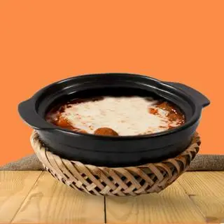 Hình ảnh Tokbokki cay phô mai kéo sợi