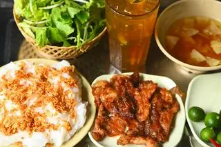 Hình ảnh Bánh Cuốn Chả Phủ Lý
