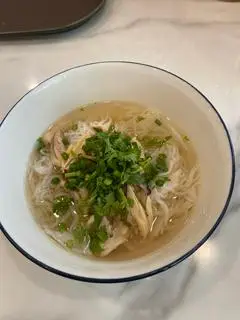 Hình ảnh Bún mọc gà tô lớn