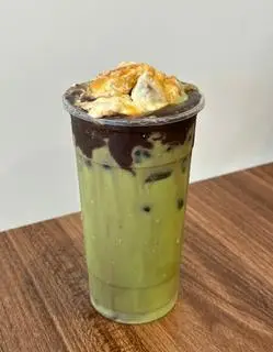 Hình ảnh Trà sữa Thái xanh sốt cacao dẻo pudding chuối