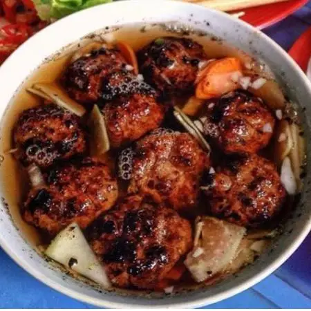 Hình ảnh Combo 5 thịt viên nướng kèm đu đủ + coca