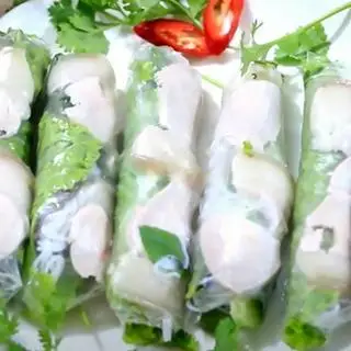 Hình ảnh Gỏi Cuốn Thịt Luộc chấm mắm nêm 