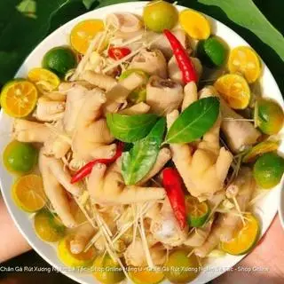 Hình ảnh Chân Gà Có Xương Ngâm Sả Tắc - Lớn