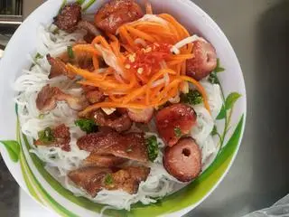 Hình ảnh bún thịt nướng nem nướng