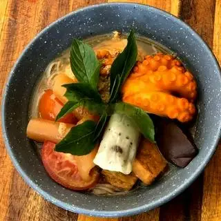 Hình ảnh Bún riêu bạch tuộc - Nước uống