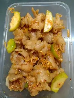 Hình ảnh Chân gà sốt Thái - rút xương