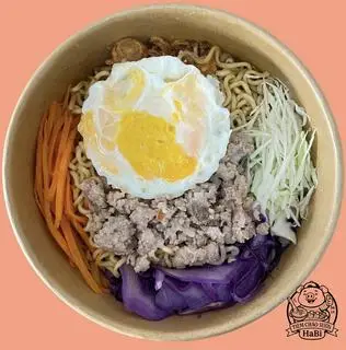 Hình ảnh Mì trộn thịt bằm, trứng