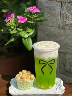 Hình ảnh Trà Sen Vàng Lá Nếp 