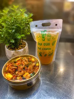 Hình ảnh Chân gà mix trứng non size XL kèm 1 túi trà tắc
