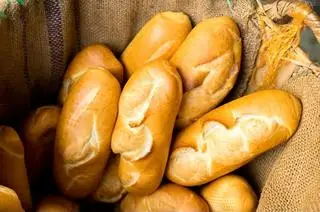 Hình ảnh Bánh mì không