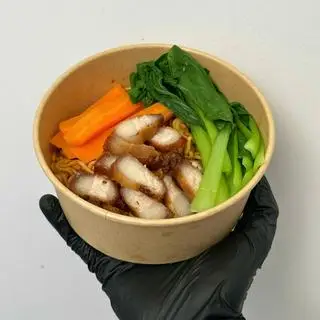 Hình ảnh Mì trộn ba rọi chiên giòn