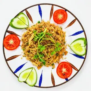 Hình ảnh Cơm Chiên Gà Đinh Cá Mặn