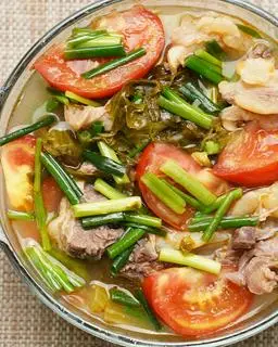 Hình ảnh Canh cải chua gân bò