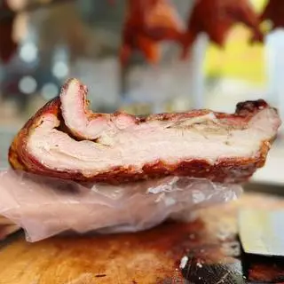 Hình ảnh HEO QUAY DA GIÒN NỬA KÍ